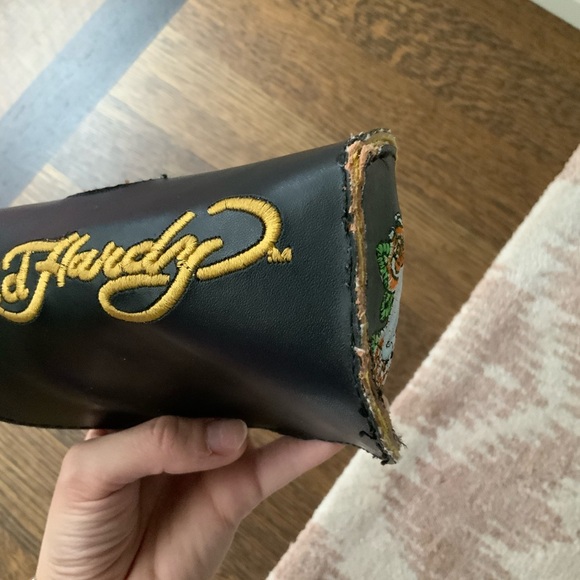 Y2K Early 2000’S ED HARDY Black Patch Tattoo Shield Sunglasses Case - Picture 3 of 16